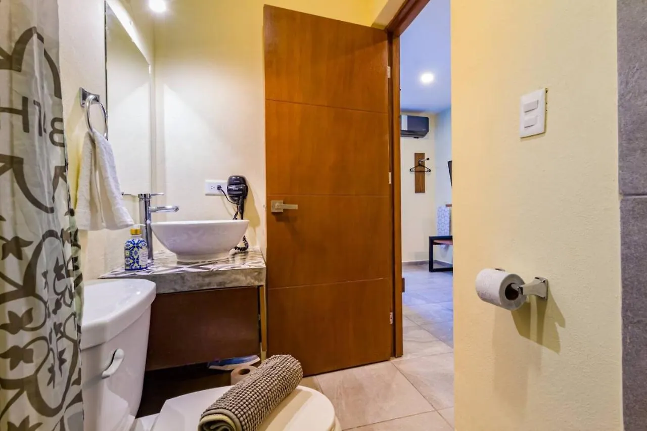Studio Apartment Close To The Beach-Starlink Wifi Cancun Aparthotel